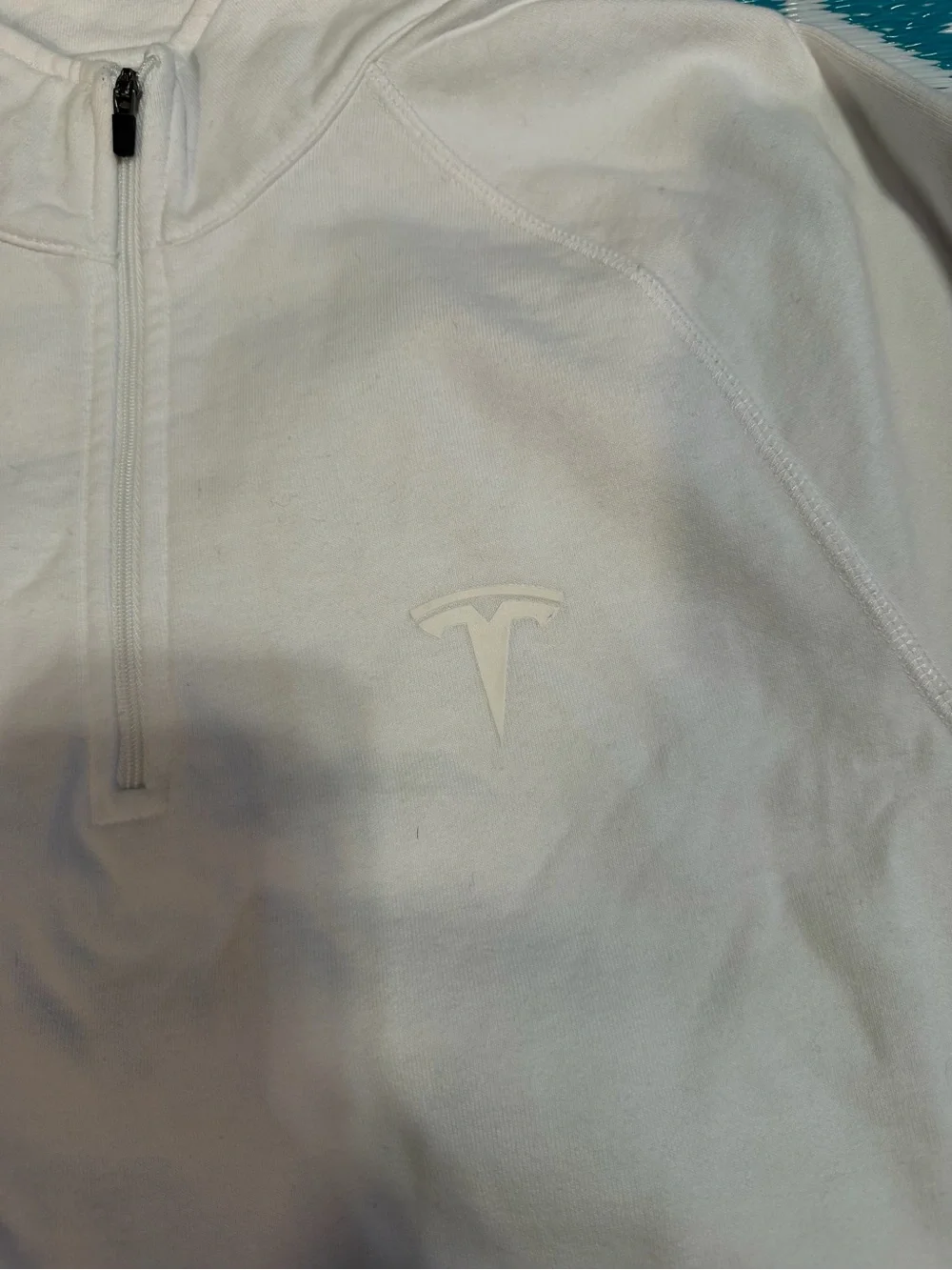 Tesla Men’s Cream White Quarter Zip Pullover Sweater Embroidered Logo Size M